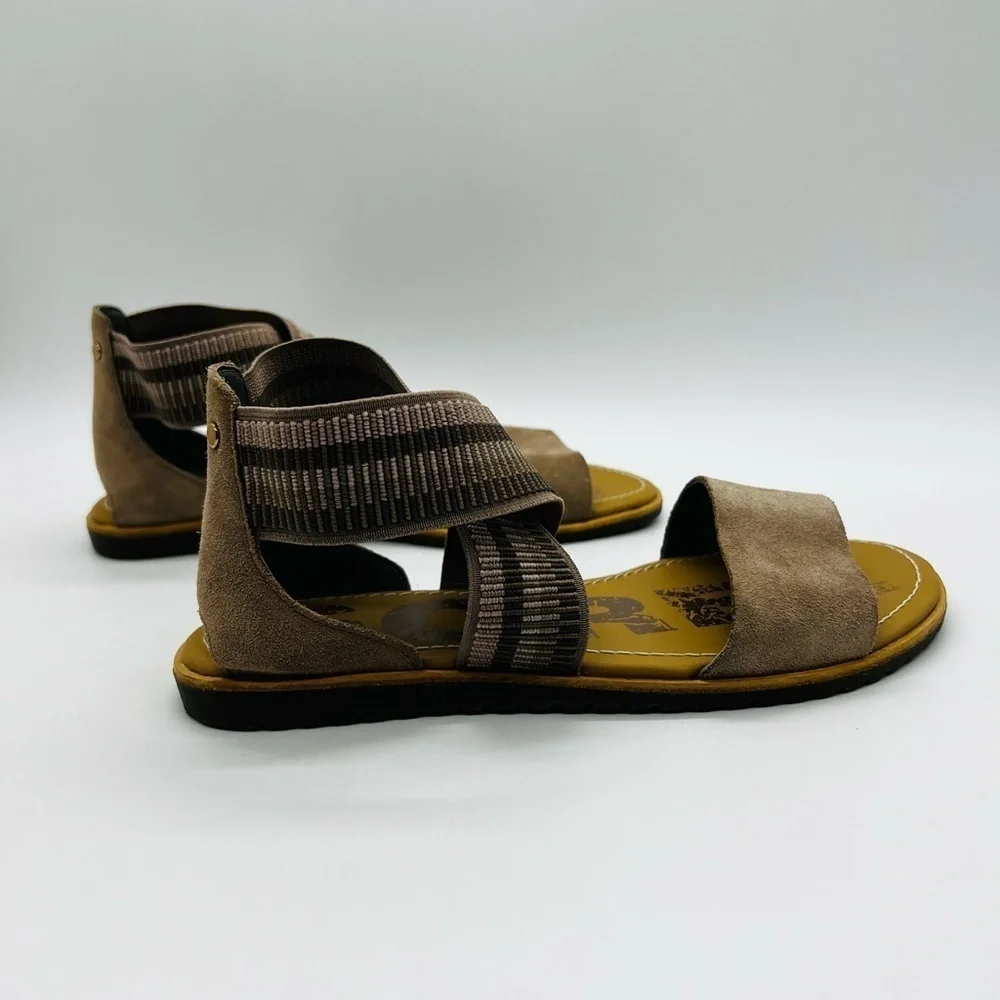 SOREL WOMEN’S CUTE SLIP ON SANDALS BROWN & TAN COLORS SIZE 7.5